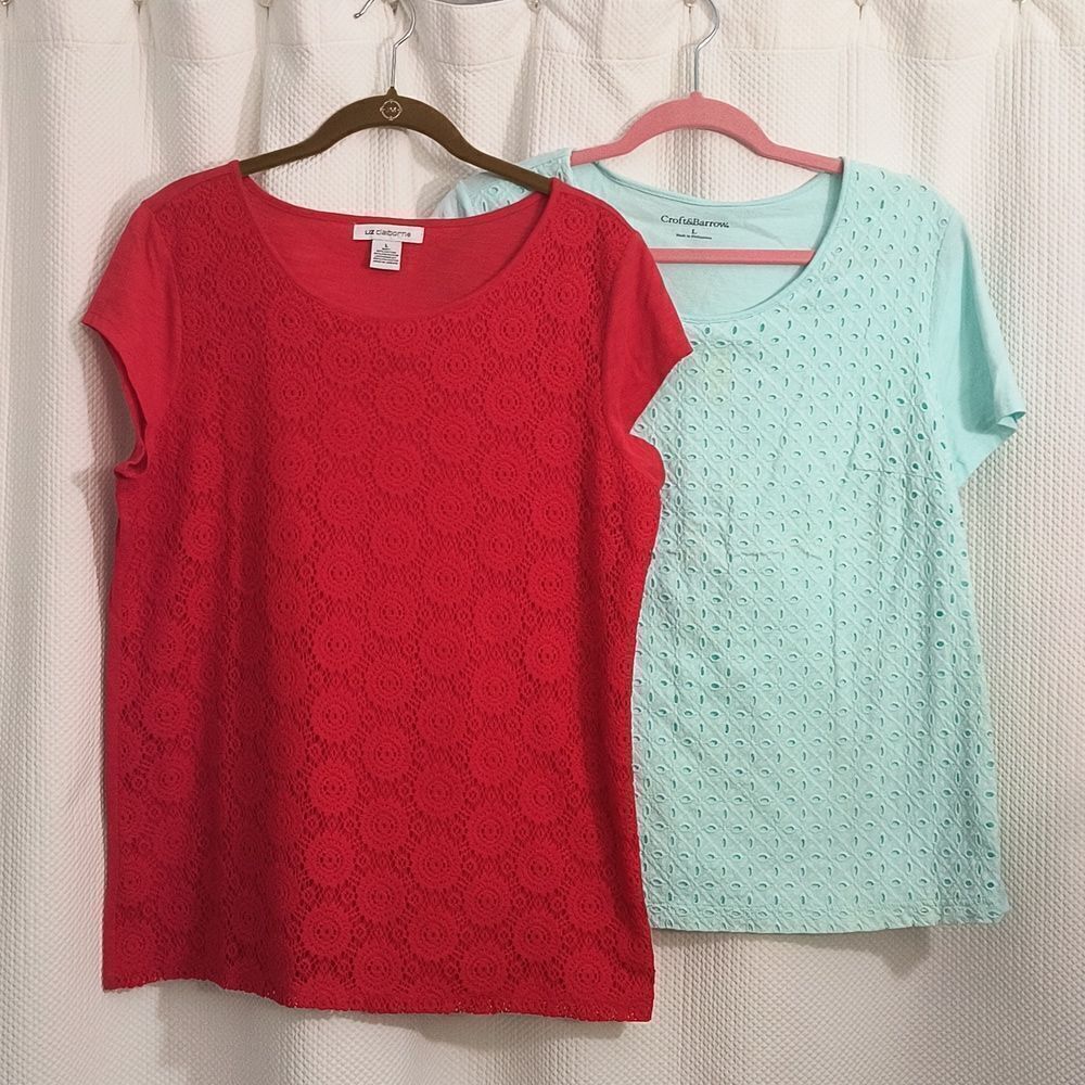 ♥️Bundle of 2 Tops Women's